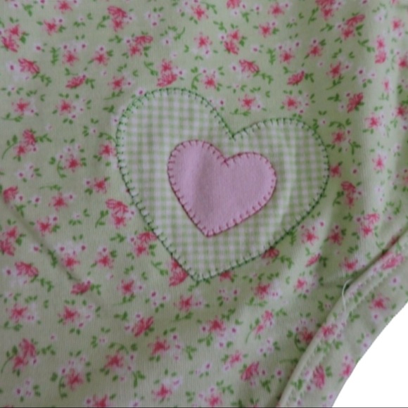 Carters 2 Baby Girl One Piece Lot 9M - Picture 7 of 9